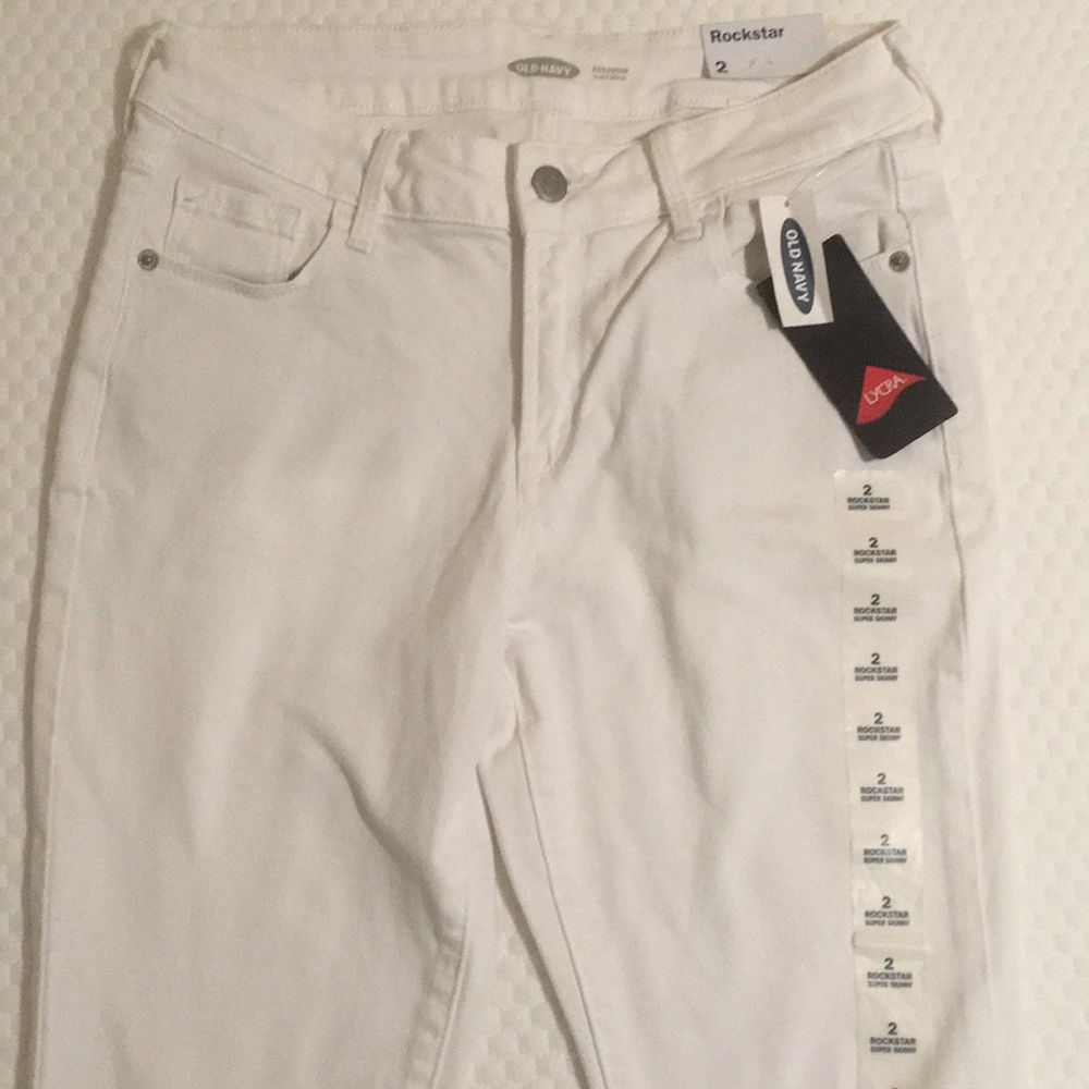 BNWT Old Navy Rockstar Skinny Jeans in White